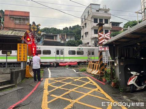 基隆 鐵支路 位置|實探基隆老司機都熟的「鐵支路」 在地淡然：習以為常 